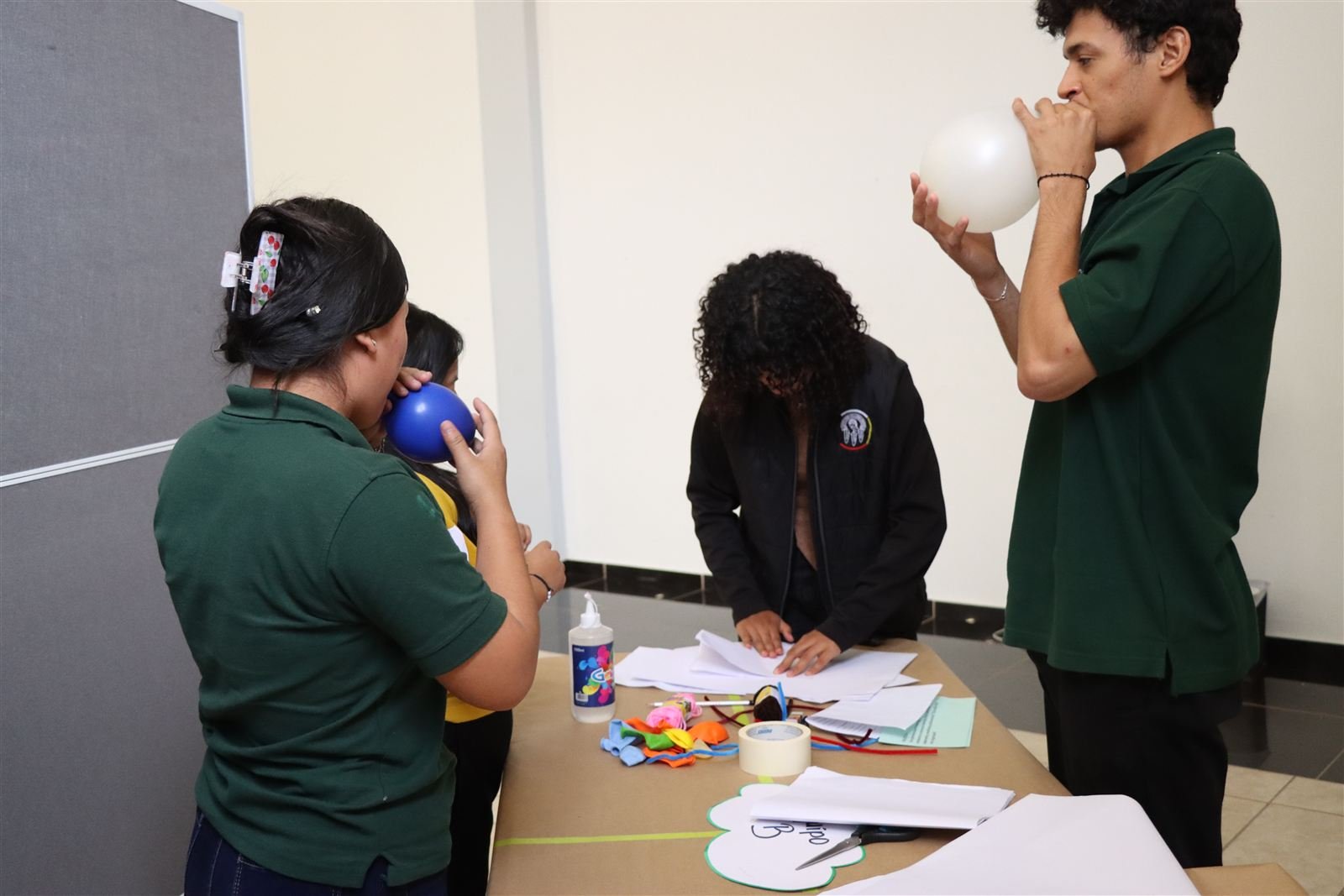 Dinámica práctica en un taller a la medida.